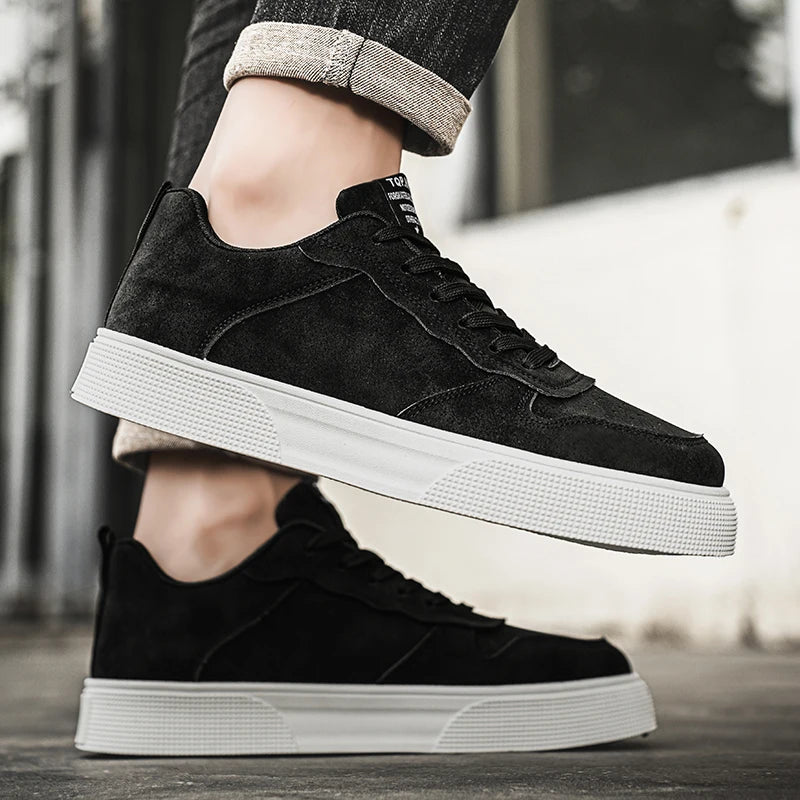 Men's Shoes Spring and Autumn New Style Green Black Red Sports Shoes Soft Sole Breathable Men's Low-Top Versatile Casual Shoes